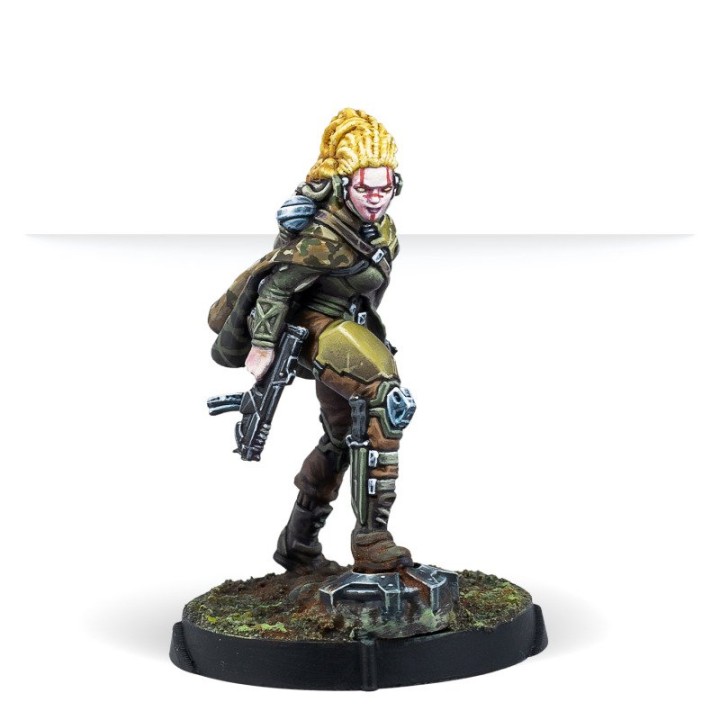 Infinity - Aïda Swanson; Submondo Smuggler (Submachine gun)